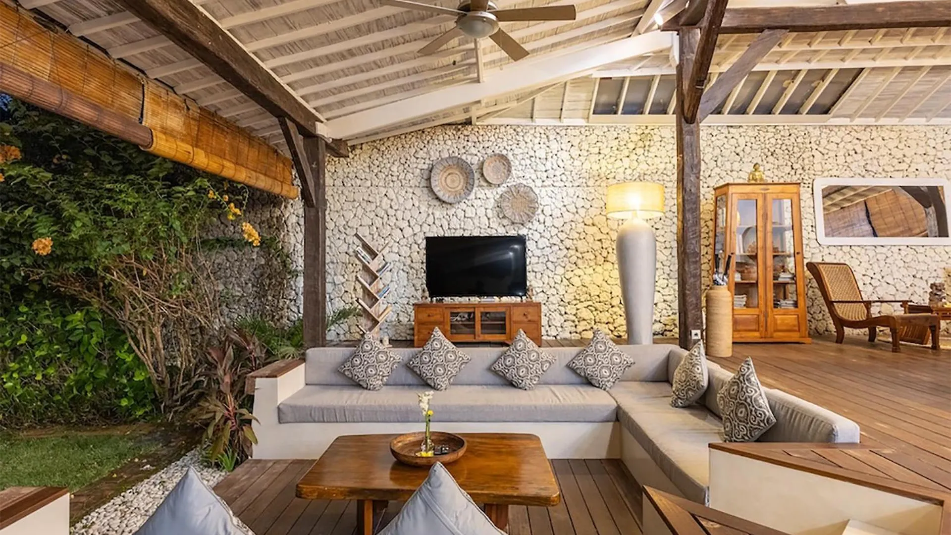 4 Bedroom Villa - Kerobokan Seminyak   Seminyak (Bali)