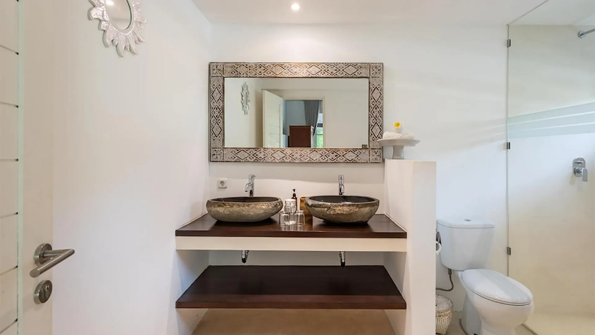 4 Bedroom Villa - Kerobokan Seminyak   Seminyak (Bali)