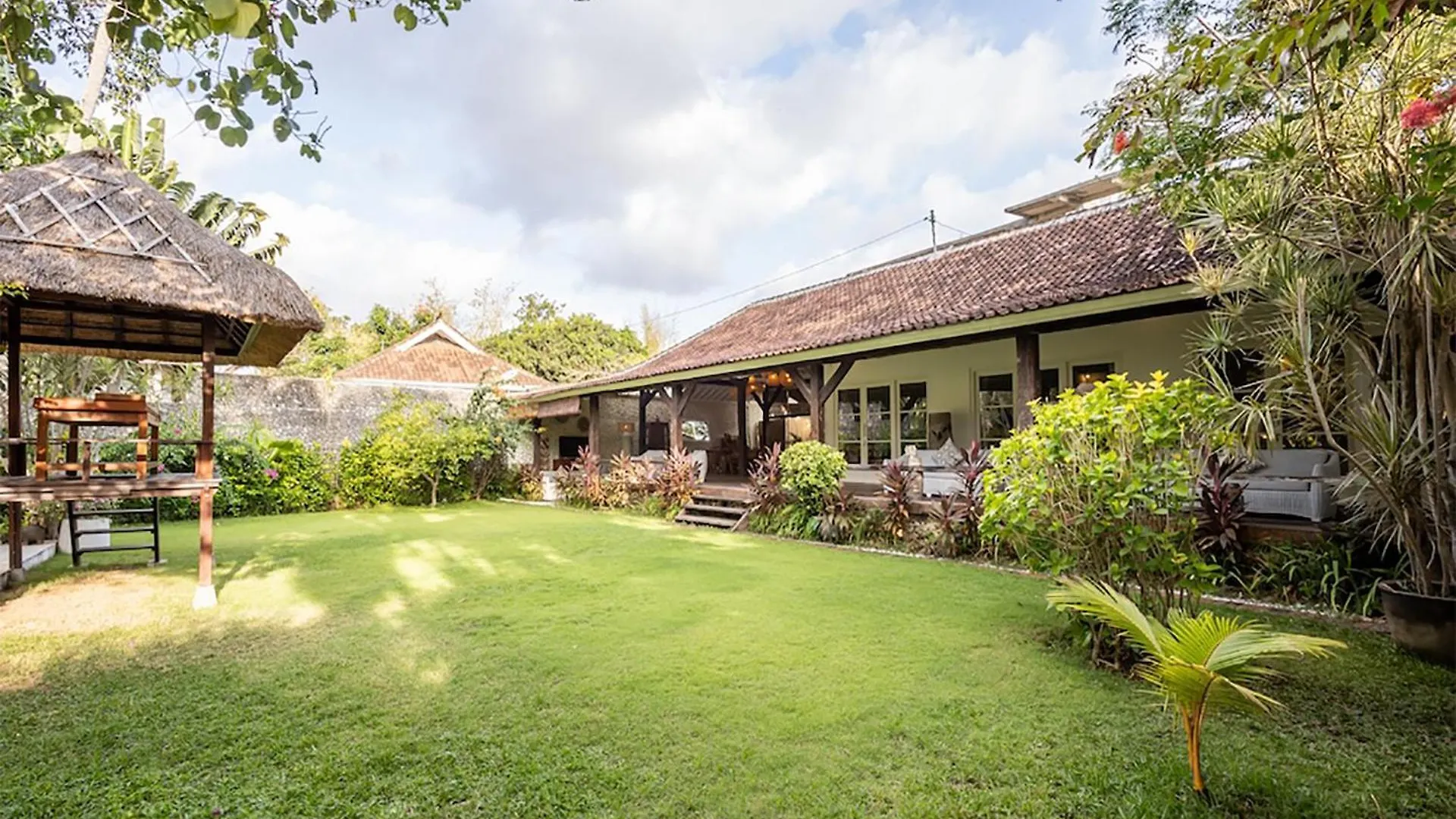 4 Bedroom Villa - Kerobokan Seminyak